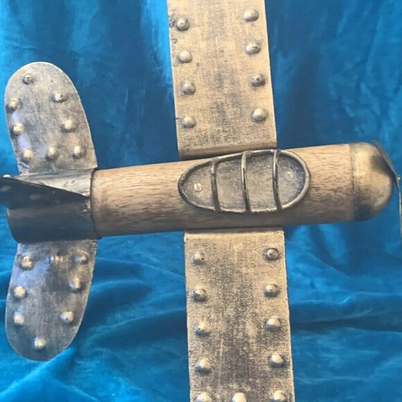 Unique model airplane - Handmade - Wheels and propeller work - Wood and metal - Picture 3 of 7